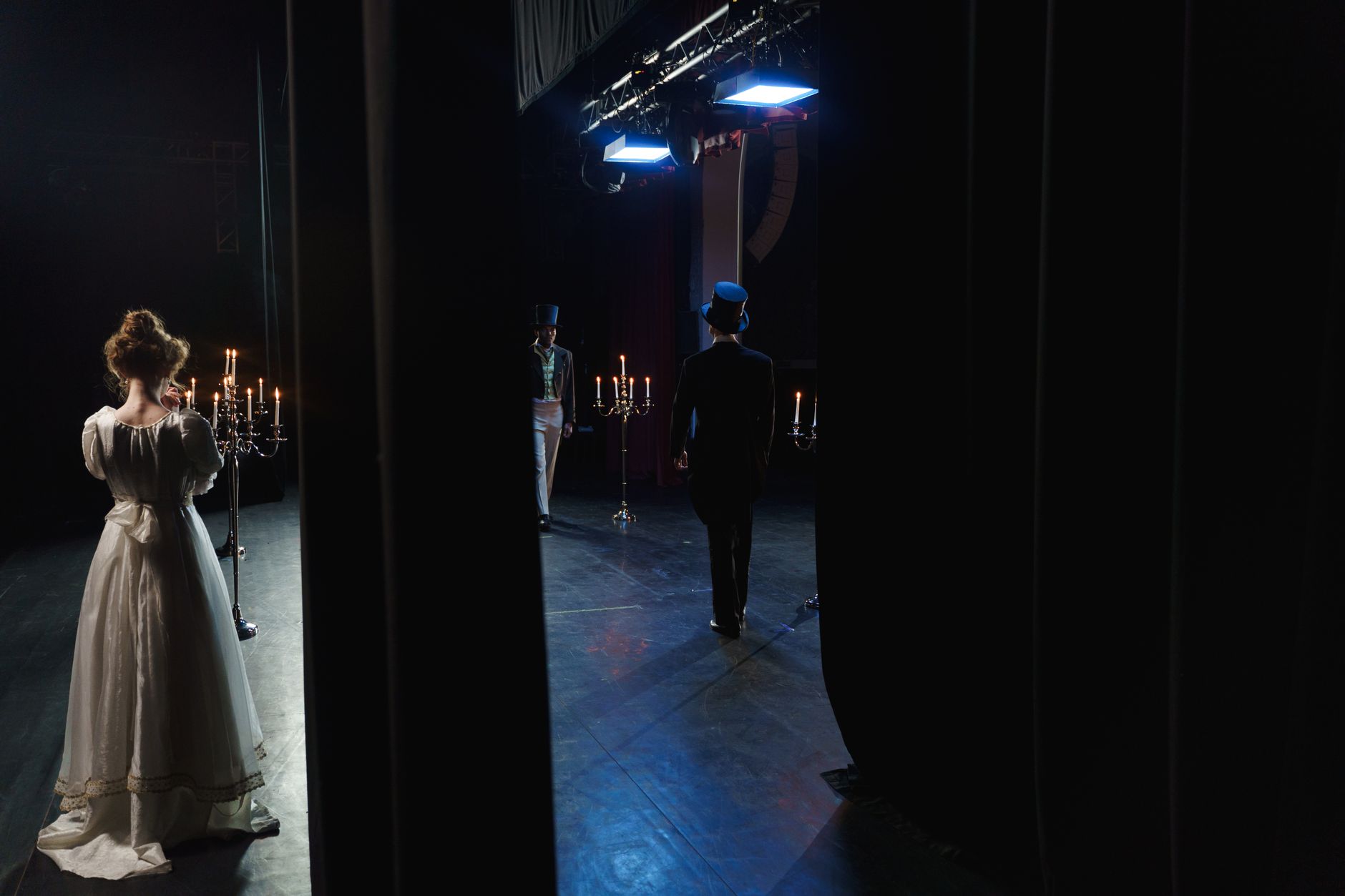 Festivalul Național de Teatru ediția 36: program bogat de spectacole, expoziții și dezbateri