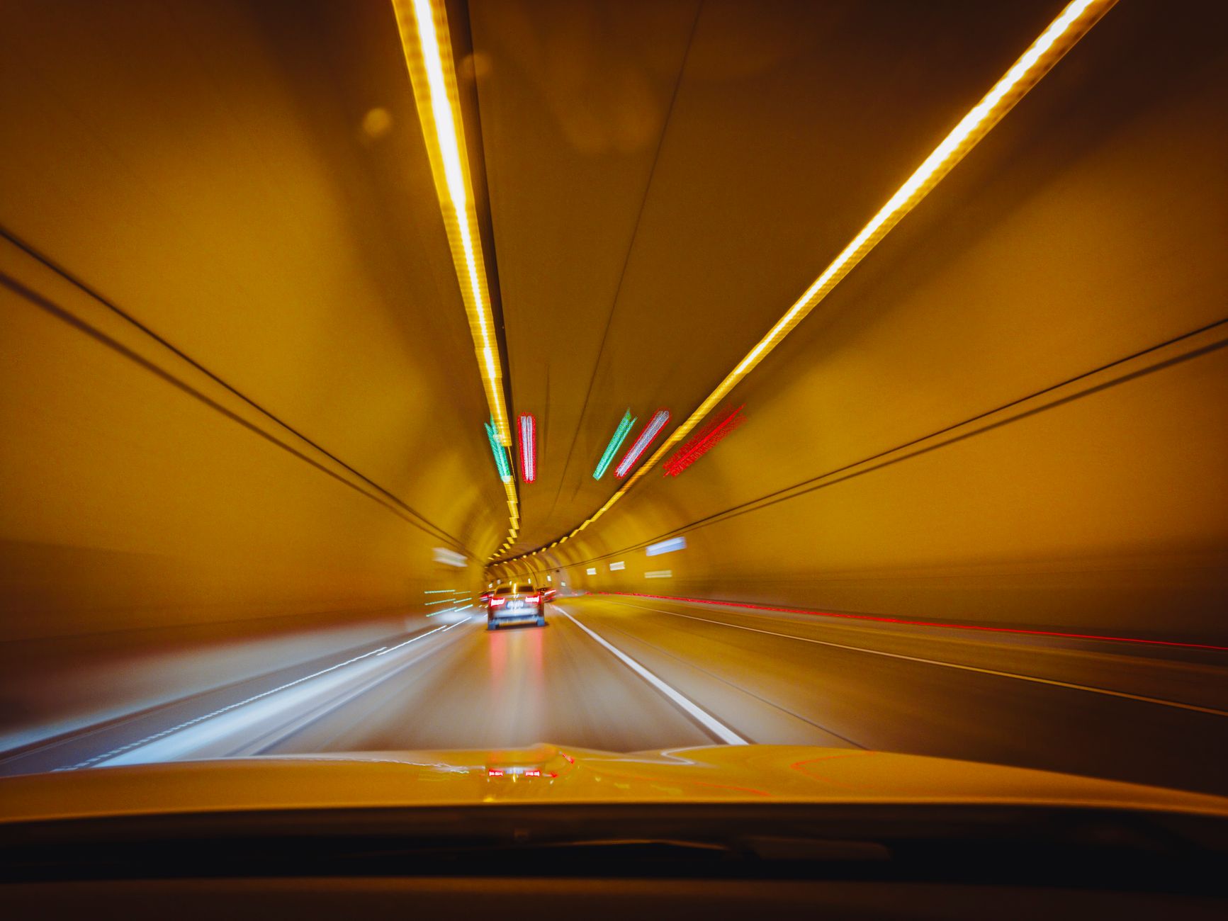 Teste pentru sistemul de iluminat de pe Autostrada Sibiu-Pitești pe tronsonul Tigveni-Curtea de Argeș