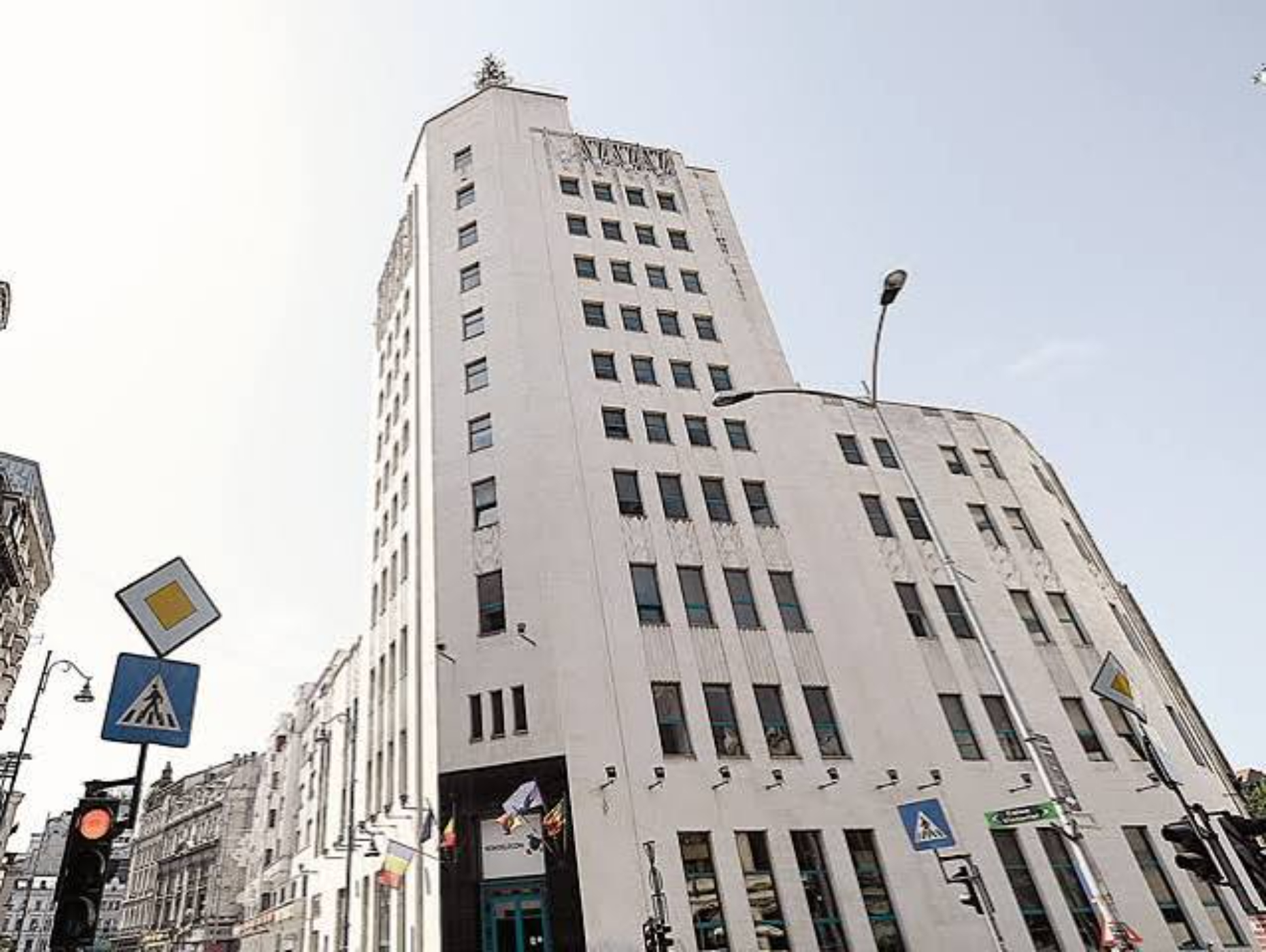 Palatul Telefoanelor de pe Calea Victoriei este pus la vânzare pentru aproape 26 de milioane de euro