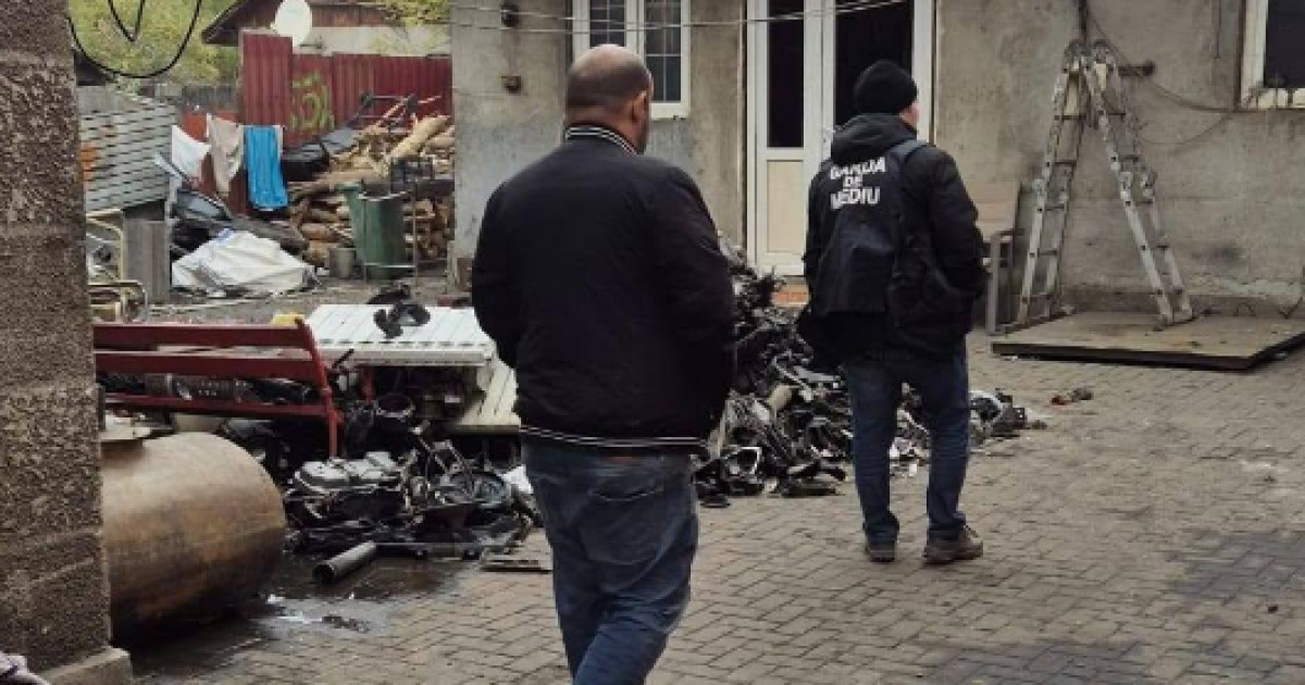 Raid masiv în Sintești pentru combaterea arderilor ilegale: amenzi de peste 320.000 de lei și confiscări de metale