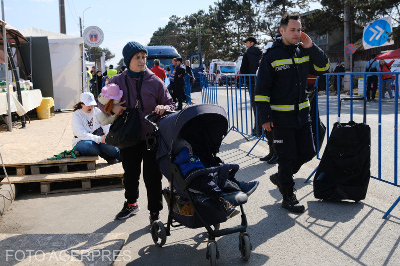 Creșterea numărului de deportări pentru cetățenii ruși în Statele Unite și în Europa