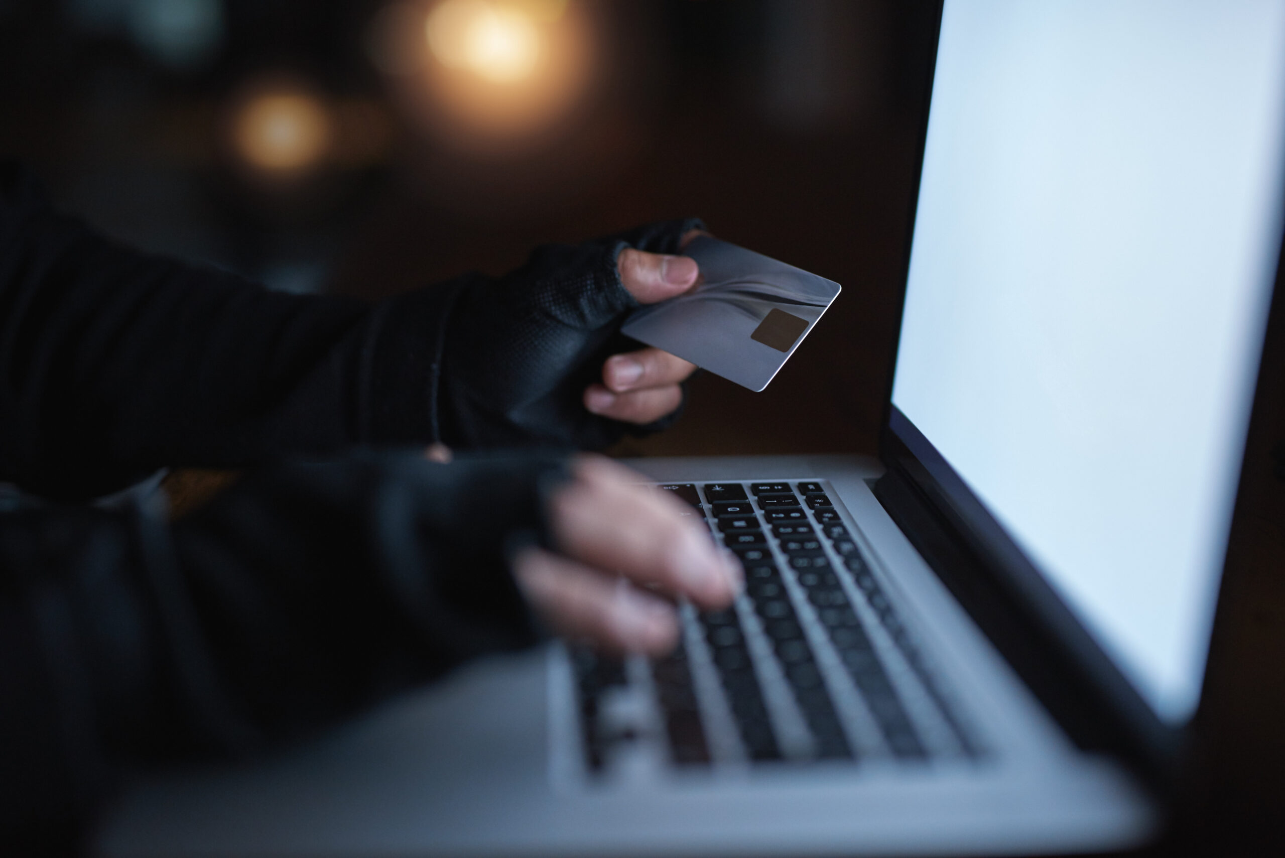 Avertisment de la ANAF: Site-uri false încearcă să fure datele personale și bancare ale contribuabililor