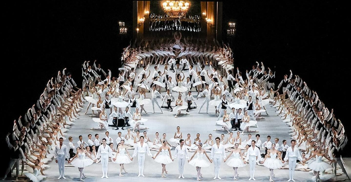 Matthieu Blazy debutează cu costume de balet Chanel la Opera din Paris