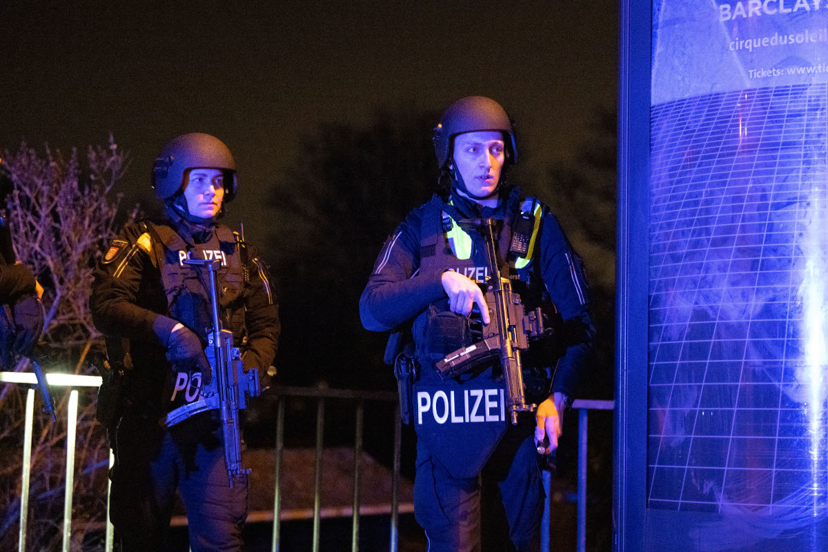 Explozii simultane în Frankfurt: Poliția investighează o serie de deflagrații în zone comerciale
