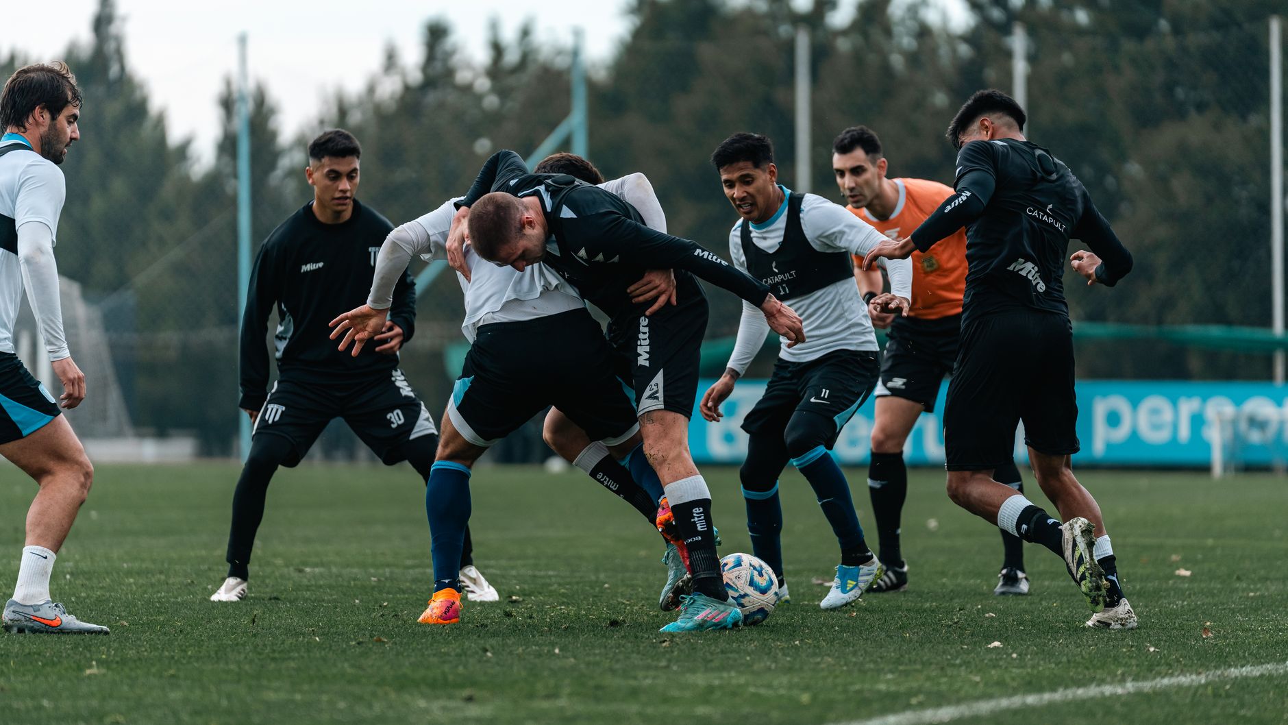 Sancțiuni pentru staff-ul echipei naționale U21 după ancheta FRF privind părăsirea programului oficial