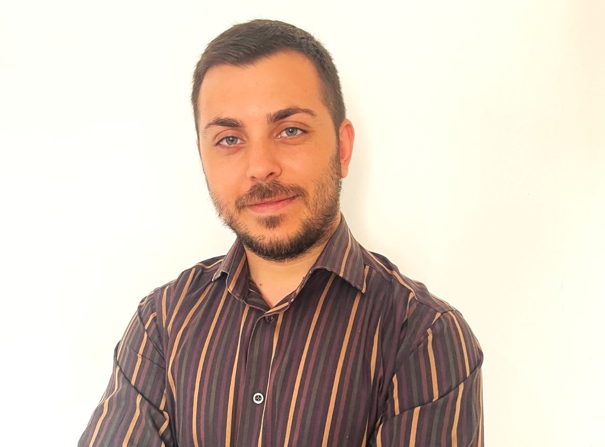 Piața de carte din România este subdezvoltată din cauza sistemului de educație, avertizează Cosmin Iovan