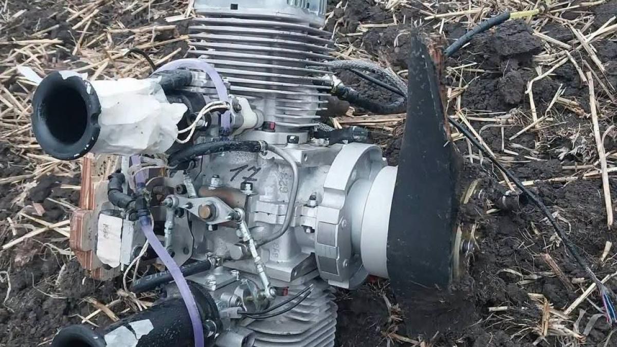 O dronă a căzut și a explodat într-un câmp din Republica Moldova, în raionul Dondușeni