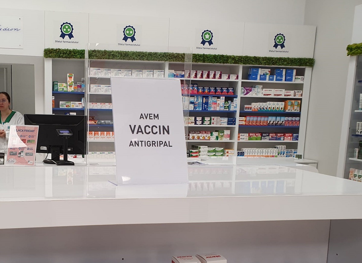 Stocuri limitate de vaccinuri gripale injectabile în farmacii. Următoarea tranșă de doze vine la sfârșitul lunii octombrie