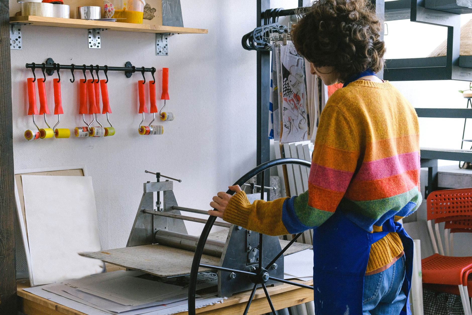 Un atelier din Paris salvează tehnica de imprimare folosită de foștii președinți ai Franței