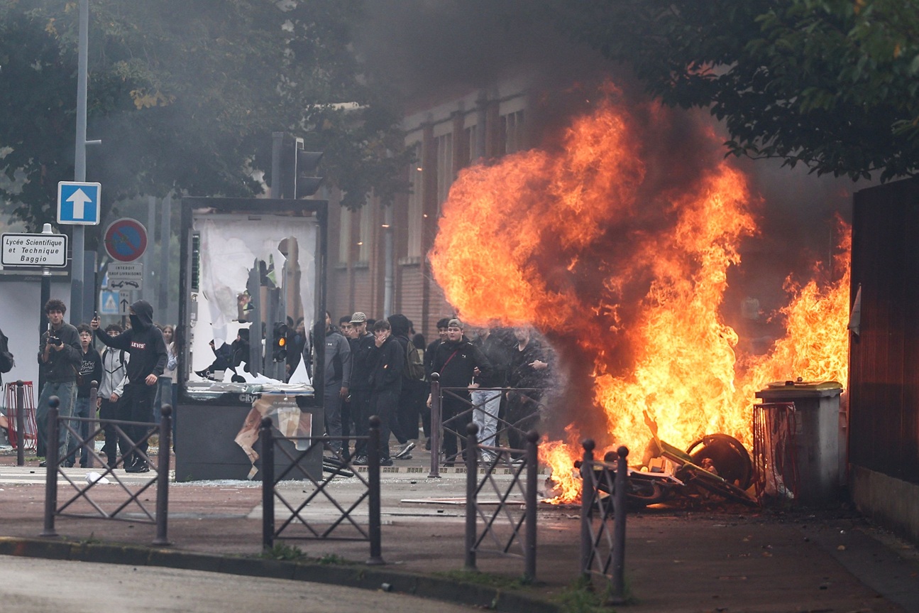 Proteste masive în Franța: zeci de mii de manifestanți în stradă și intervenții ale poliției