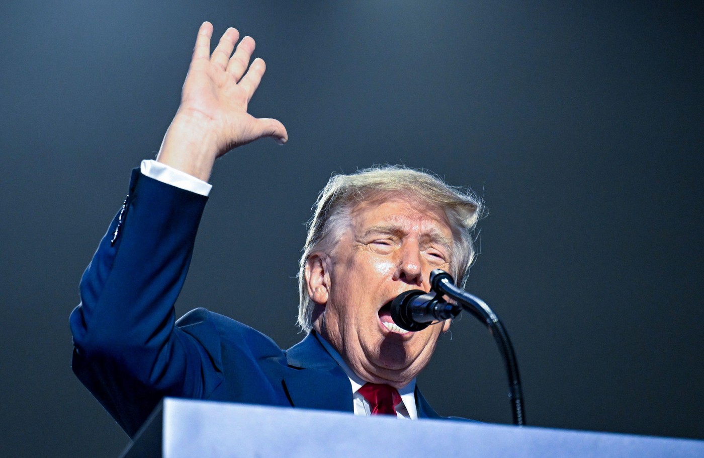 Tensiuni în tabăra republicană: Trump îi acuză pe consilieri pentru rezultatele slabe din sondaje
