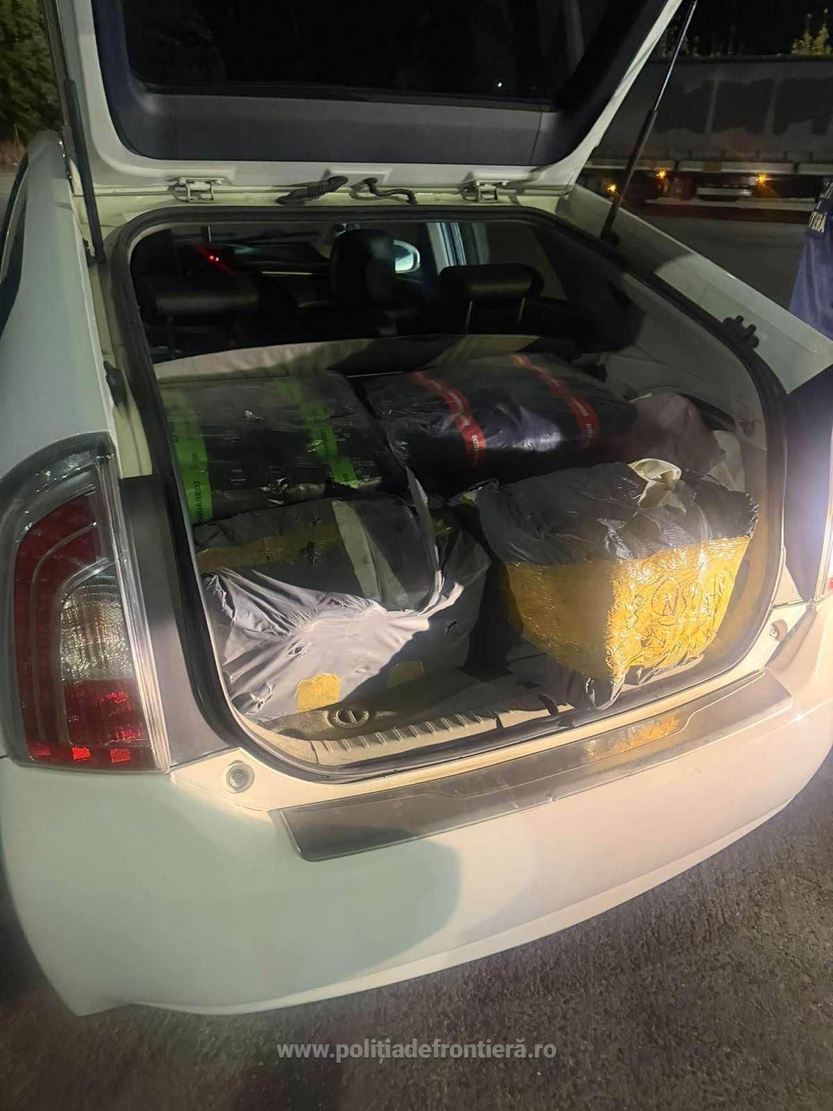 Poliția de Frontieră a confiscat produse contrafăcute în valoare de peste 2,5 milioane de lei la Giurgiu și Calafat