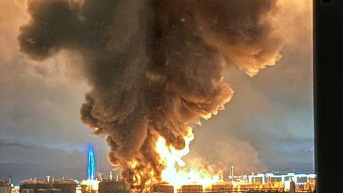 Atac masiv cu drone în Sankt Petersburg: terminal petrolier și infrastructură critică sunt lovite