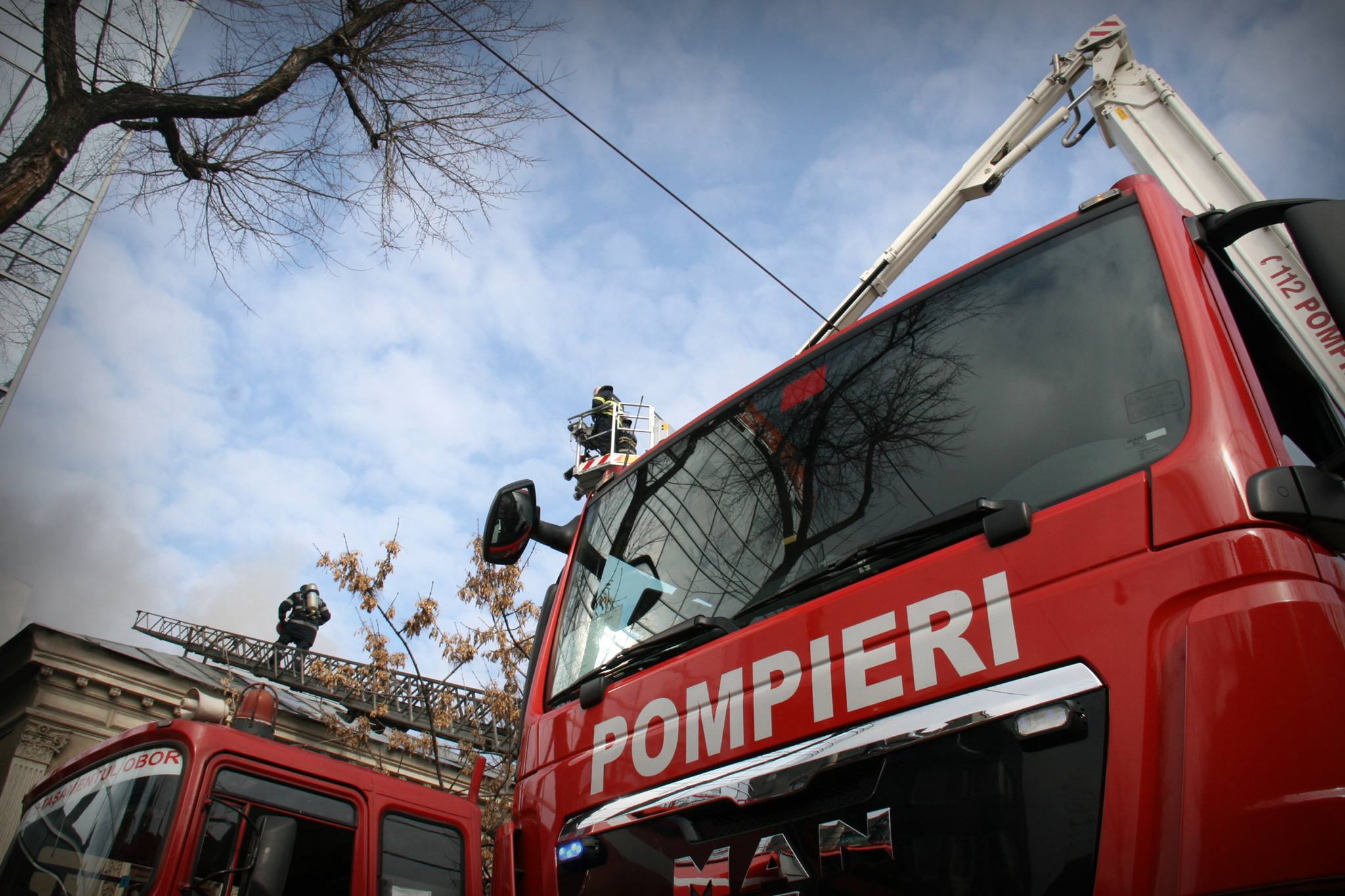 Explozie și incendiu la fabrica de amidon din Medgidia: două persoane au fost rănite