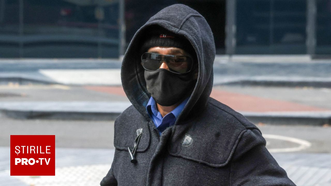 Un funcționar britanic a încasat 350.000 de lire sterline de la cinci locuri de muncă simultane