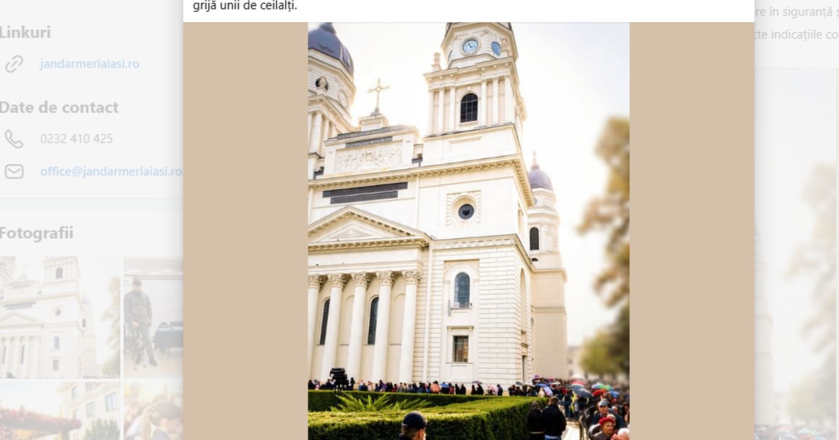 Mii de credincioși încă la coadă la Iași pentru moaștele Sfintei Parascheva, în ciuda ploii