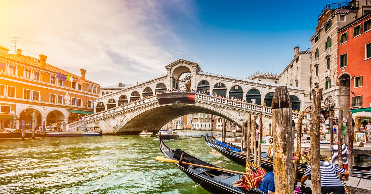 Taxă pentru muzică live în Veneția: o turistă a plătit 7 euro suplimentar la o cafenea din Piața San Marco