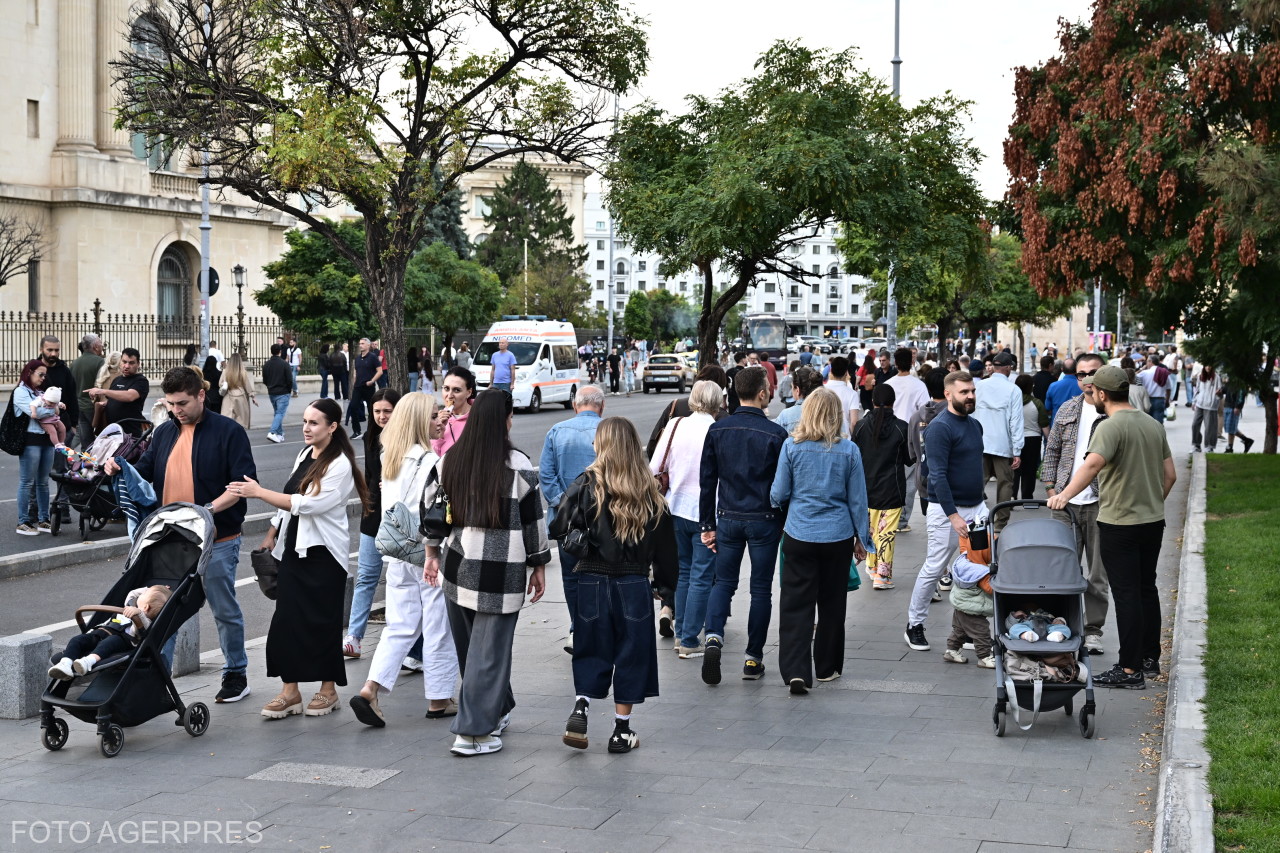 Peste un milion și jumătate de oameni au participat la evenimentul Străzi deschise pe Calea Victoriei