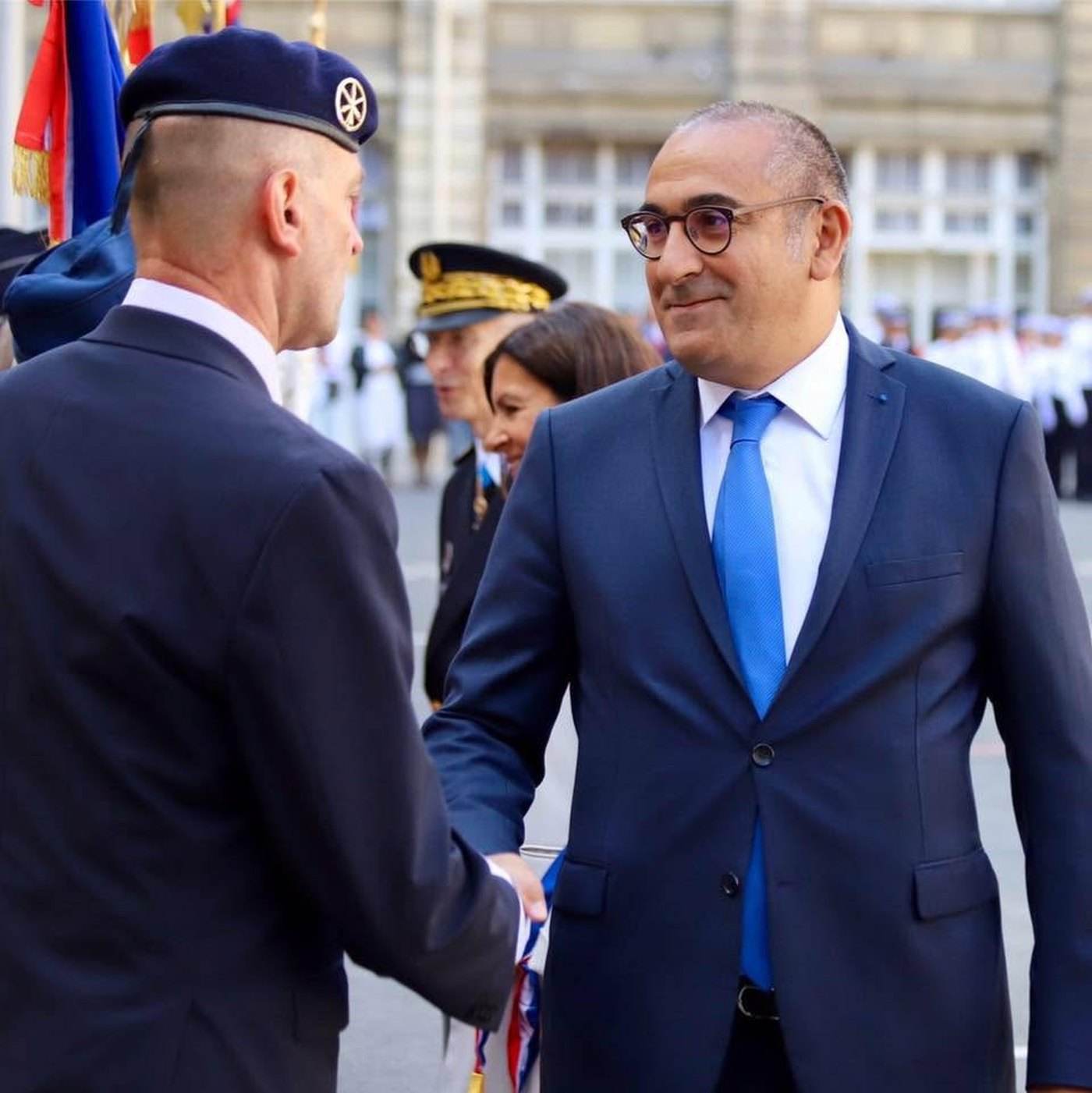Emmanuel Macron refuză demisia ministrului de Interne după violențele de la weekend