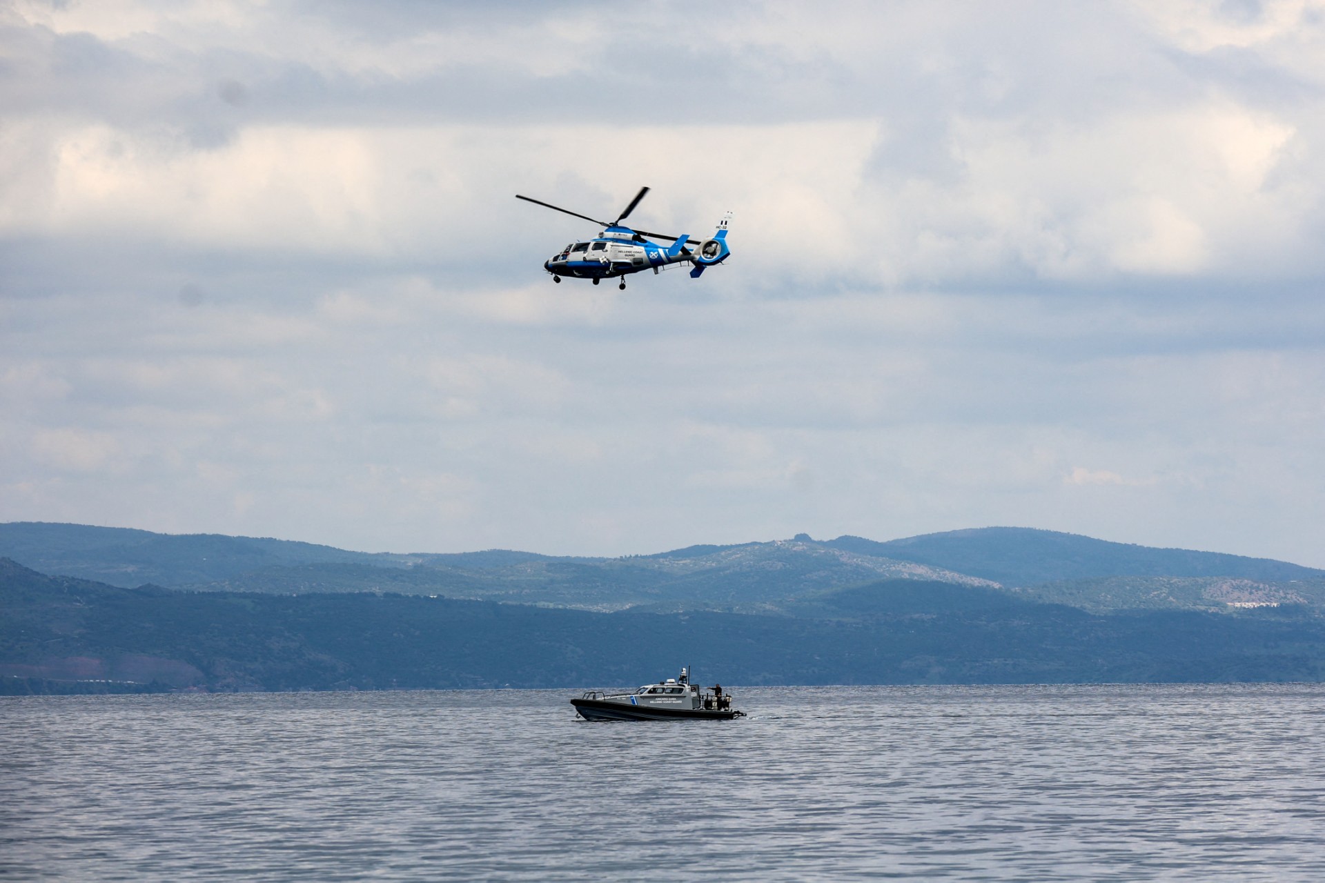 Tragedie în largul Greciei: șase persoane au murit după ce o ambarcațiune s-a ciocnit cu o navă a pazei de coastă
