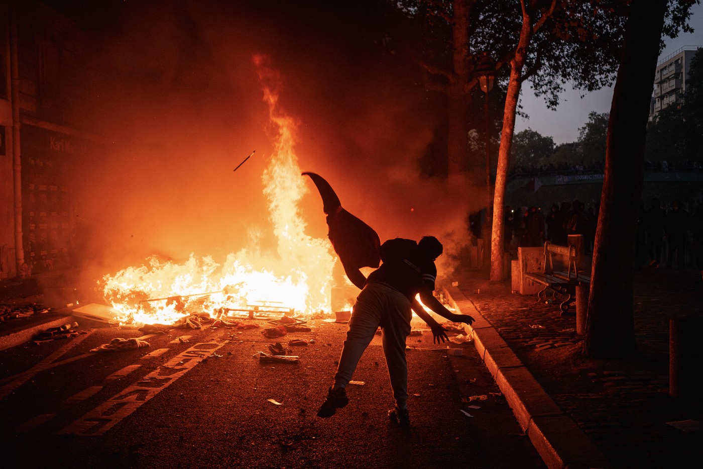 Tensiuni politice în Franța după violențele de sâmbătă: acuzații între guvern și extrema stângă