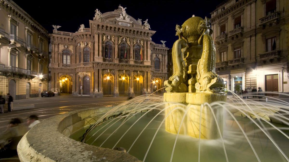 Un bărbat a recuperat 20.000 de euro găsite pe stradă în Italia după un gest de onestitate