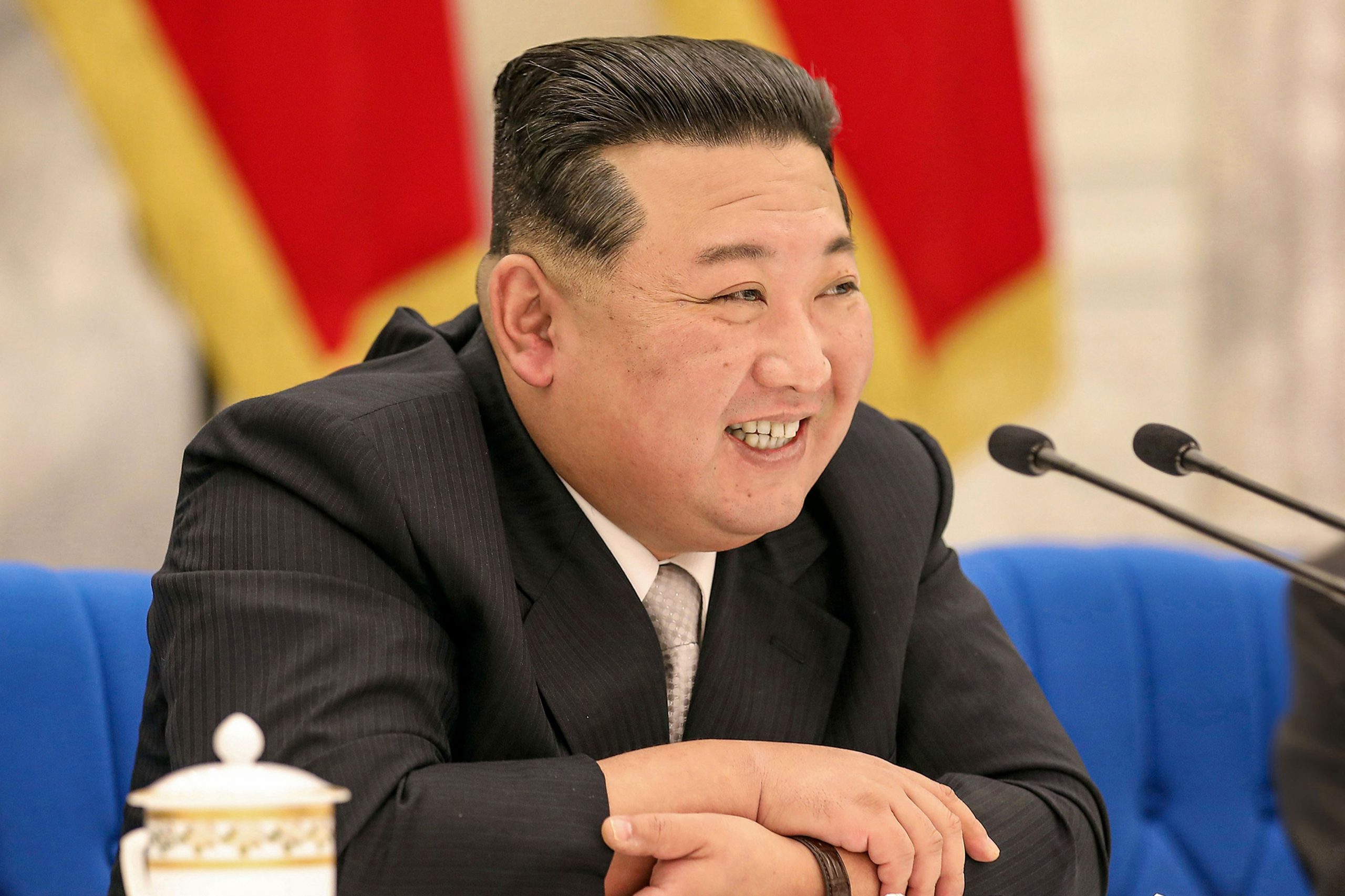 Speculații despre sănătatea lui Kim Jong Un: zvonuri privind o hemoragie cerebrală și o posibilă comă