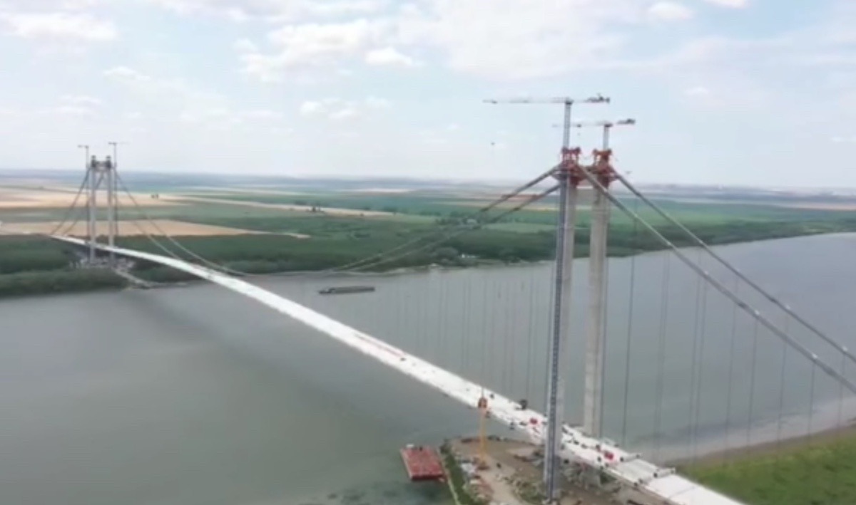 Restricții de trafic pe Podul de la Brăila duminică, pentru competiția Brăila Bridge Half Marathon 2026