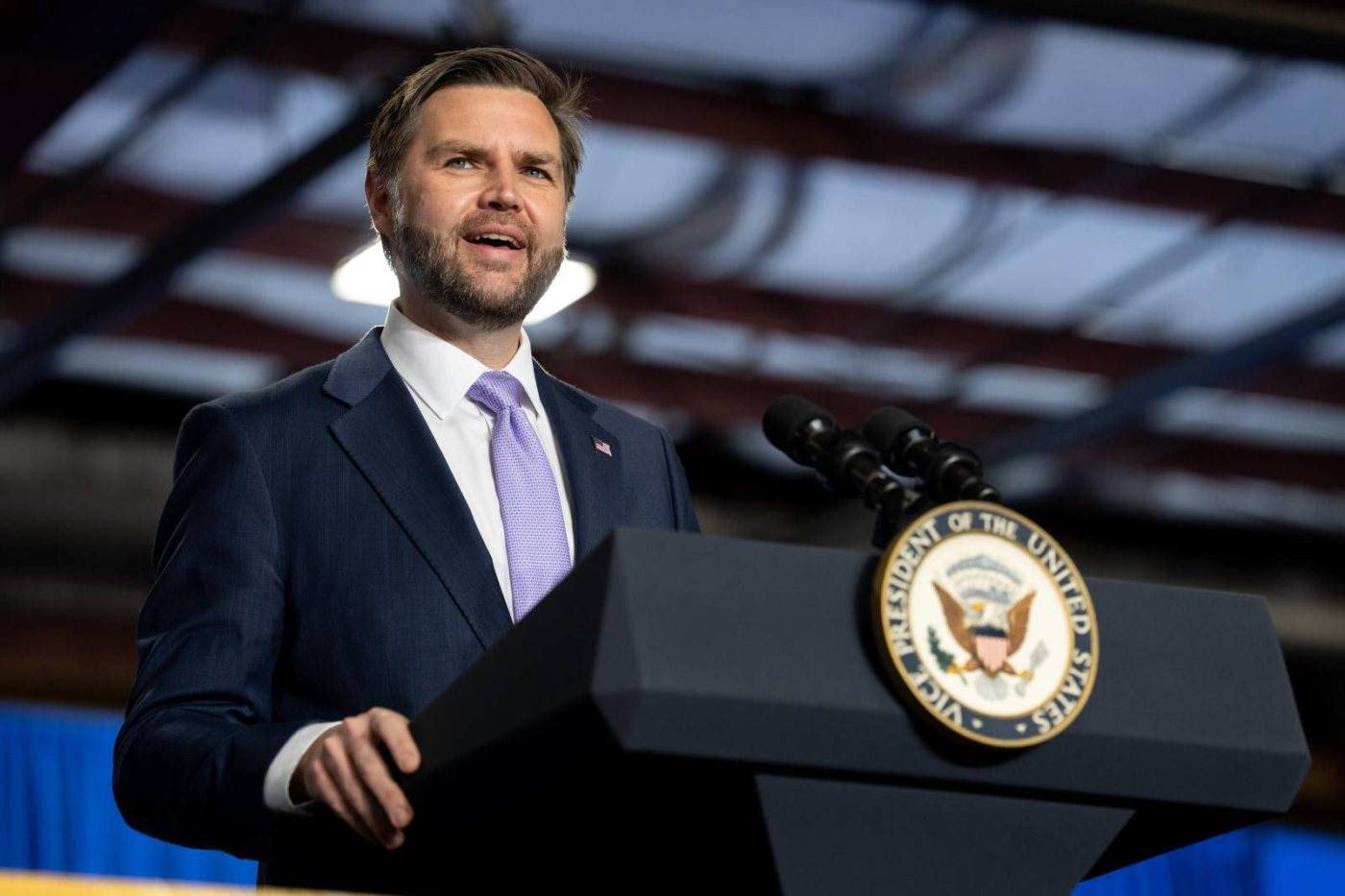 JD Vance mizează pe sprijinul lui Donald Trump pentru o viitoare candidatură la președinția SUA