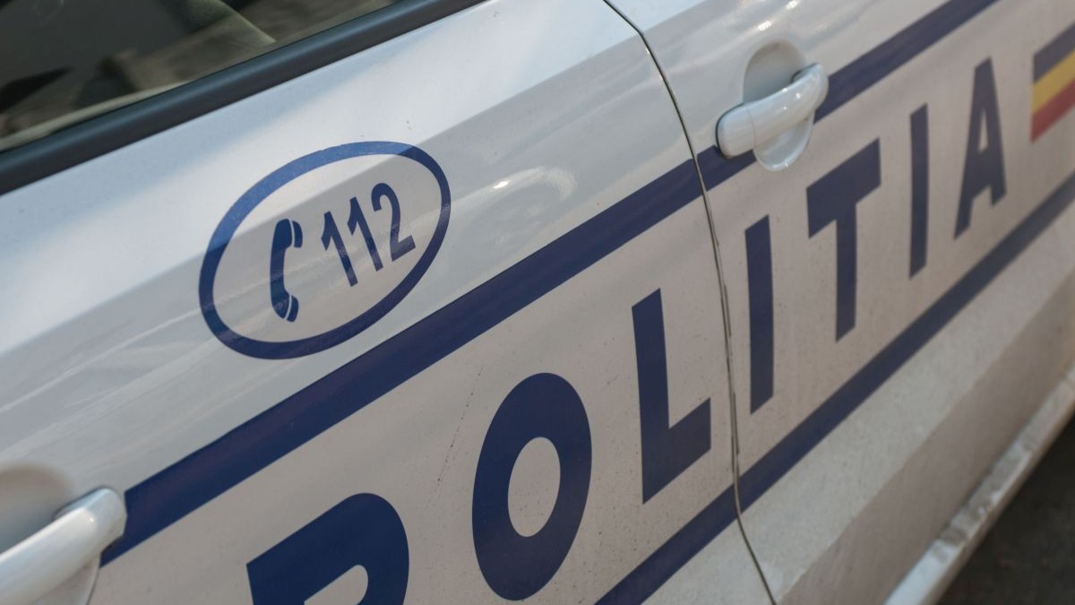 Trafic restricționat pe Bulevardul Averescu din București după o surpă în carosabil