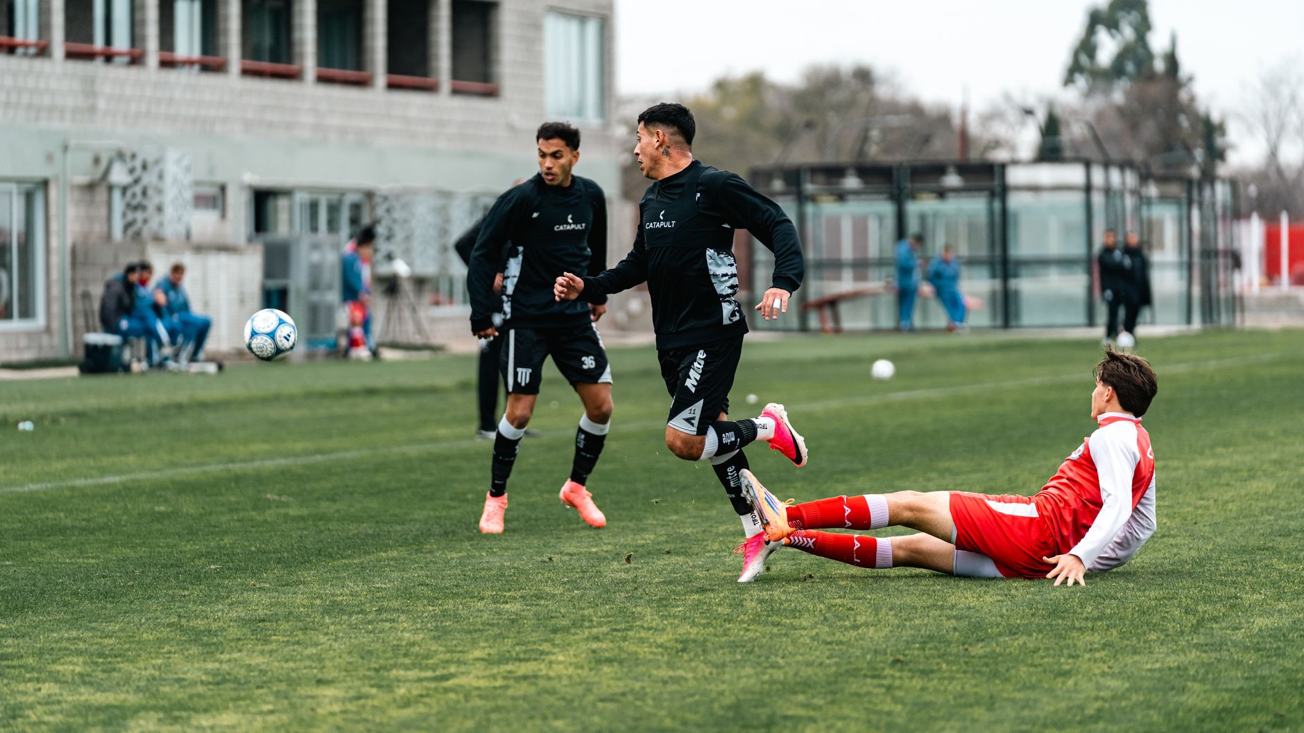 Echipa ideală a etapei a 12-a din Superligă: Dinamo, Rapid și Craiova domină selecția LPF