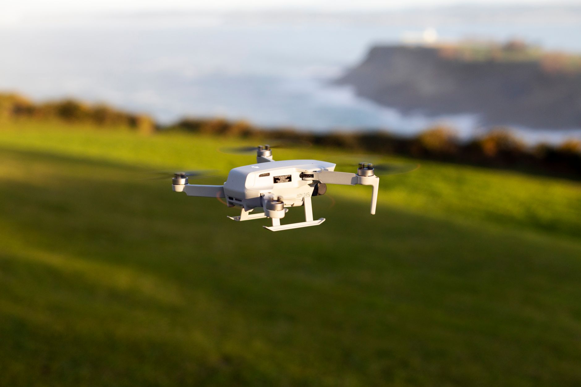 Dronă prăbușită în localitatea Moșești, județul Buzău. Autoritățile fac investigații