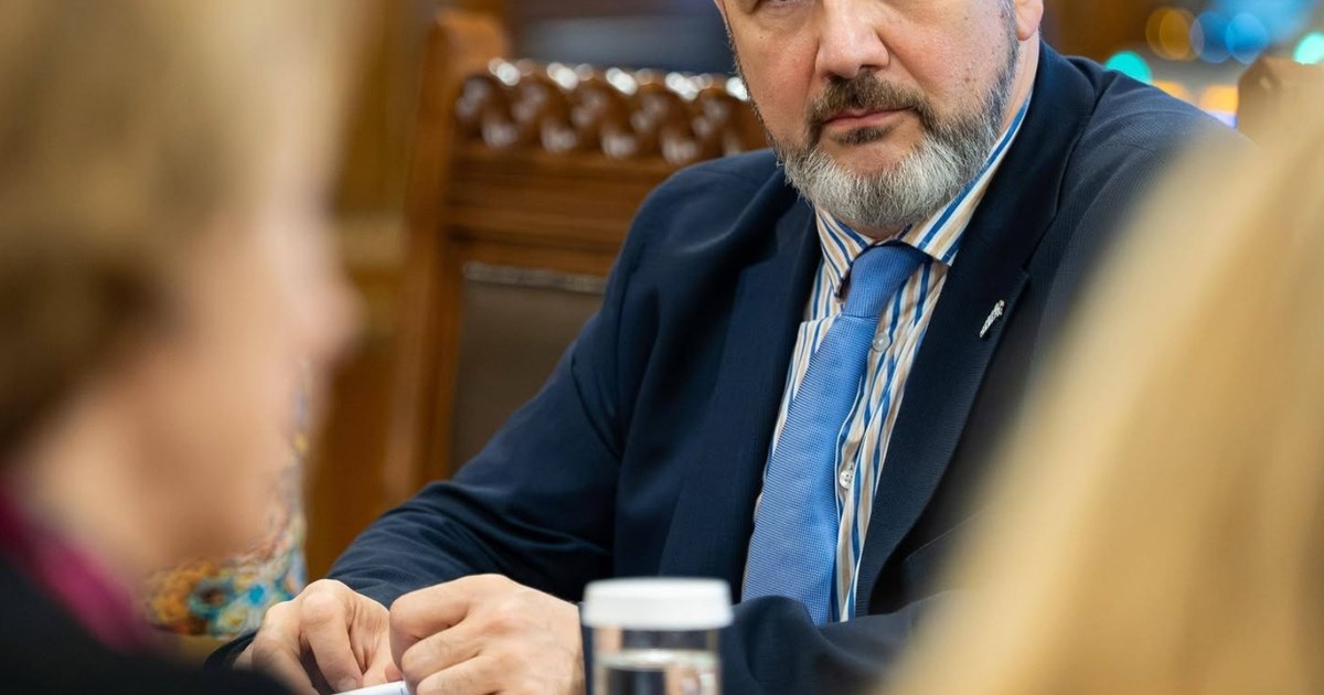 Ministrul Educației propune dublarea pedepselor pentru violența împotriva profesorilor după atacul din Bistrița