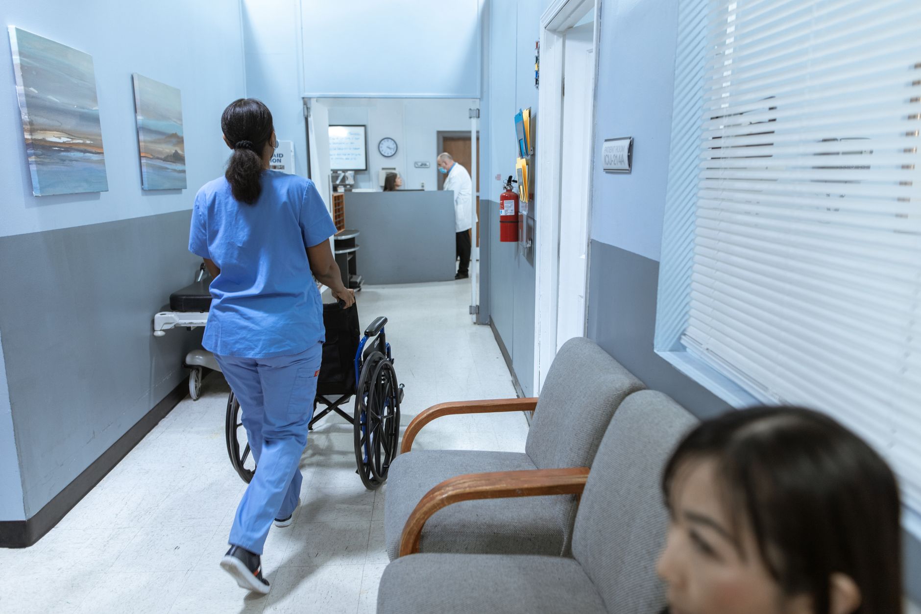 Măsuri dure pentru medicii care părăsesc spitalele de stat pentru sectorul privat