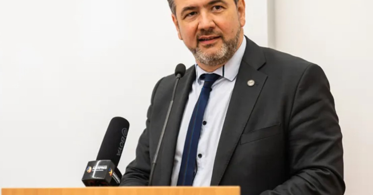 Sorin Costreie propune un experiment pentru eliminarea birocrației din școli