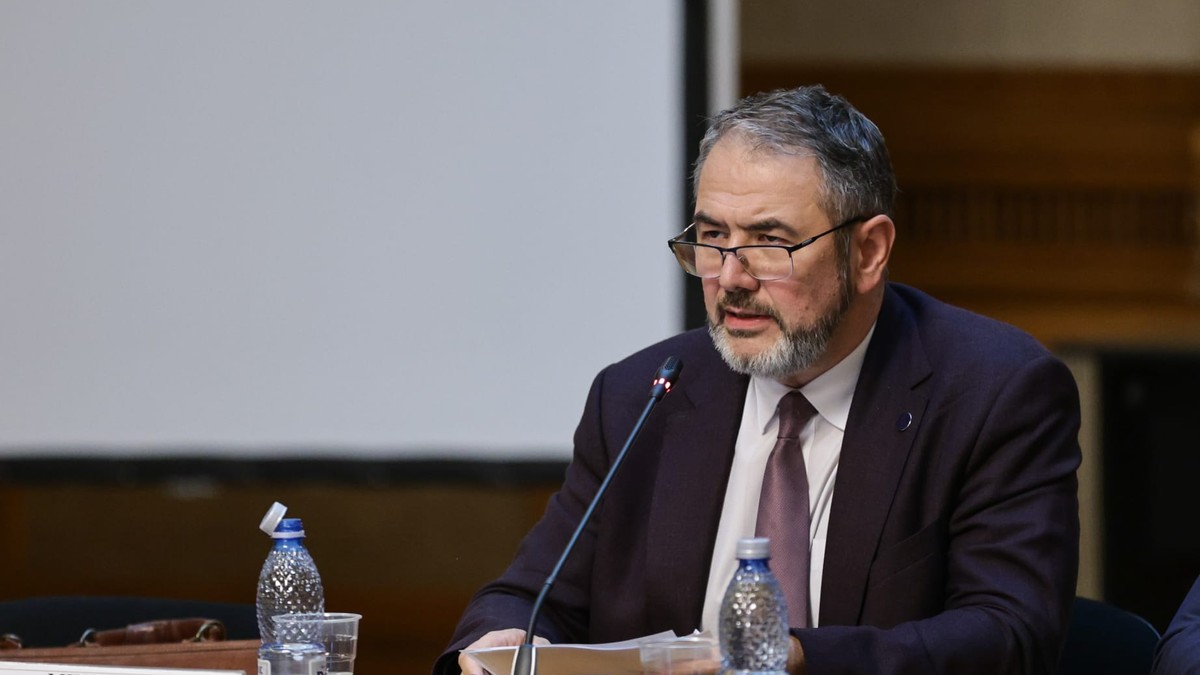 Sorin Costreie propune pedepse duble pentru violența în școli și controlul rucsacurilor elevilor
