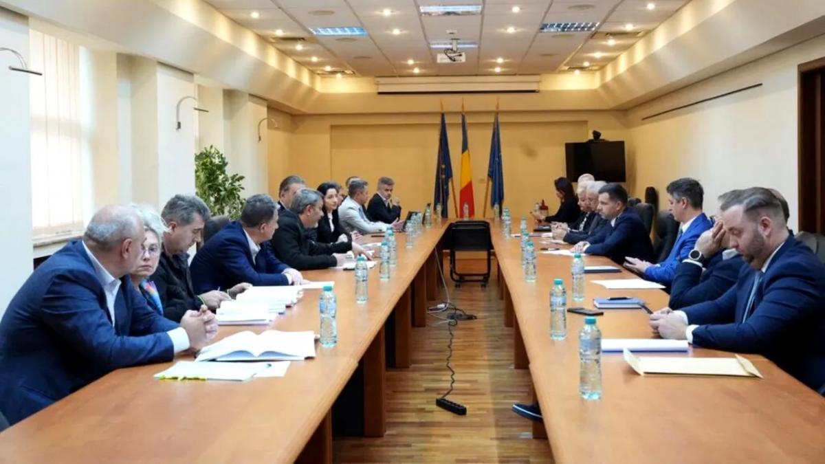 Noul ministru al Transporturilor vizează rectificarea bugetară pentru proiecte și subvenții feroviare