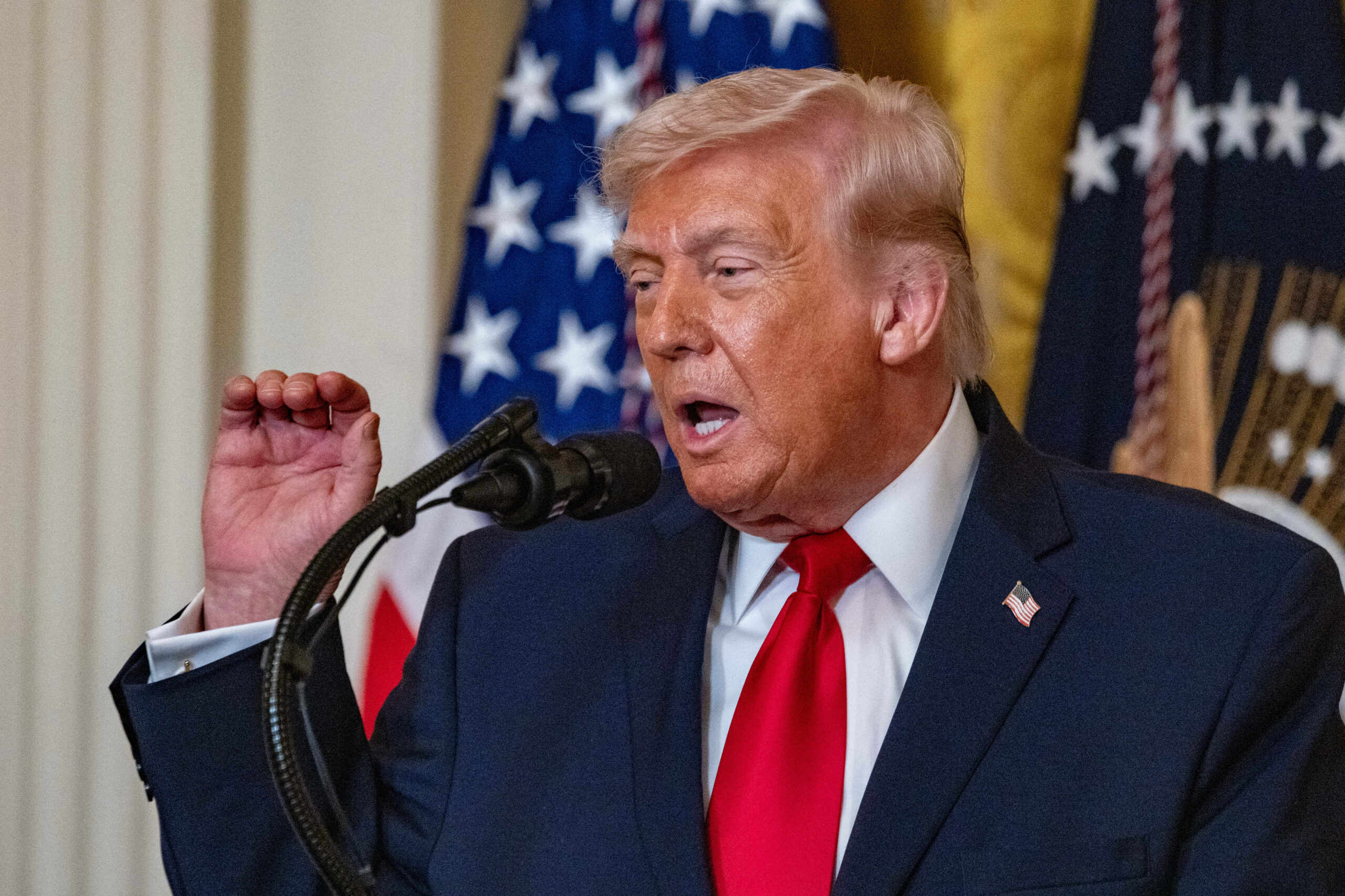 Moment viral în timpul unui miting al lui Donald Trump: sunet neobișnuit în timpul discursului
