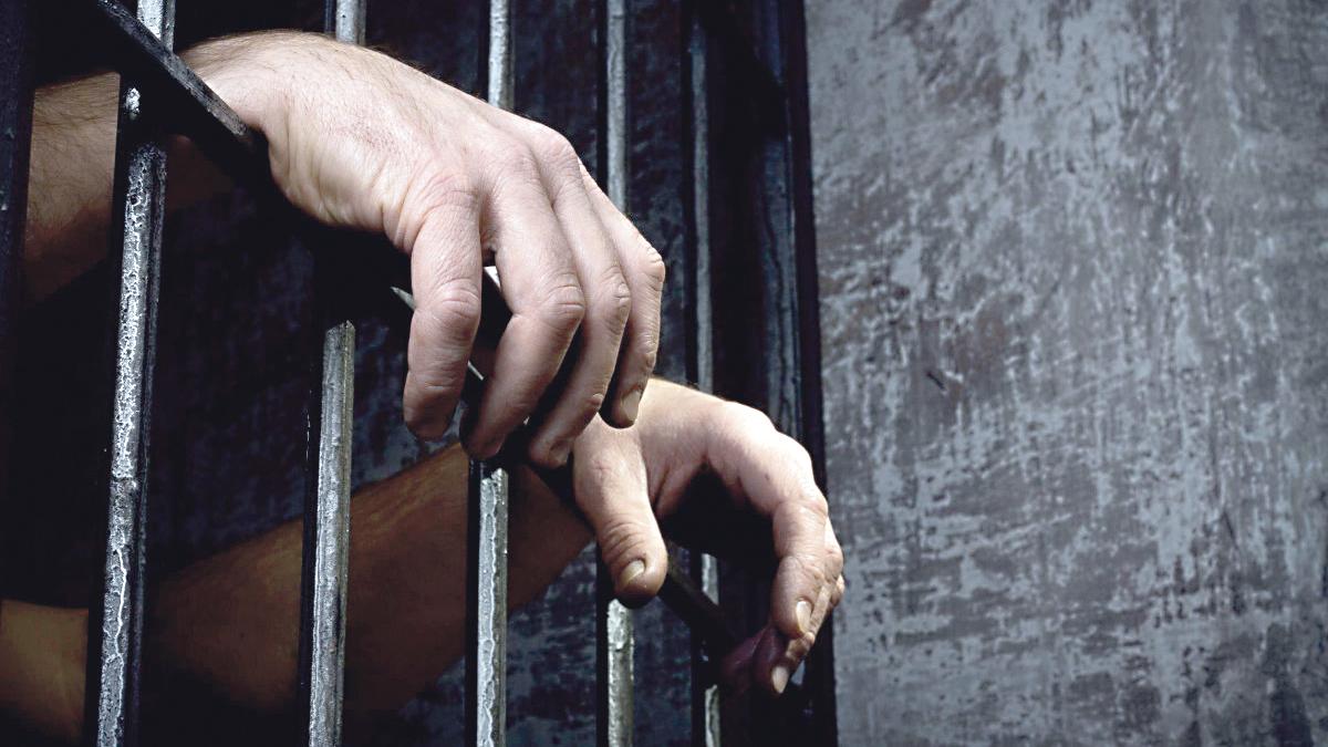 Condamnări dure în dosarul războiului dintre clanuri de la Urziceni: detențiune pe viață pentru autorul omorurilor