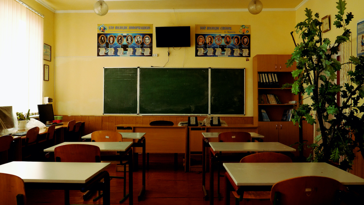 Schimbări legislative în Ucraina: Ministerul Educației va decide închiderea școlilor pentru minorități