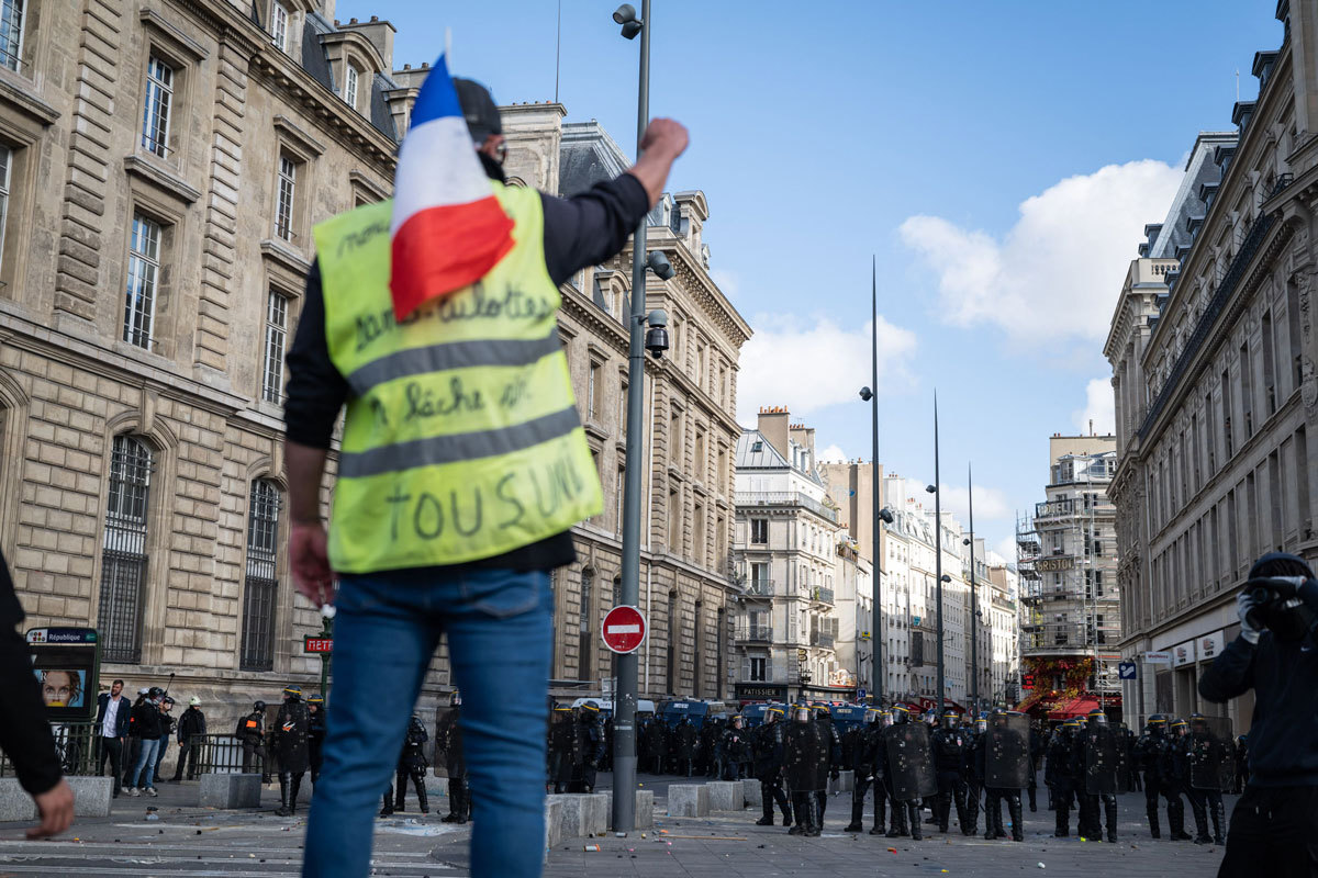 Proteste studențești masive în Franța: Autoritățile au mobilizat 70.000 de polițiști pentru a preveni violențele