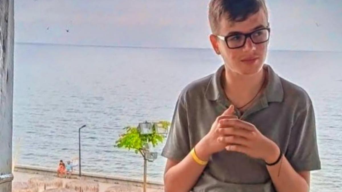 Alertă în Galați: poliția caută un adolescent de 16 ani cu autism care a dispărut de acasă