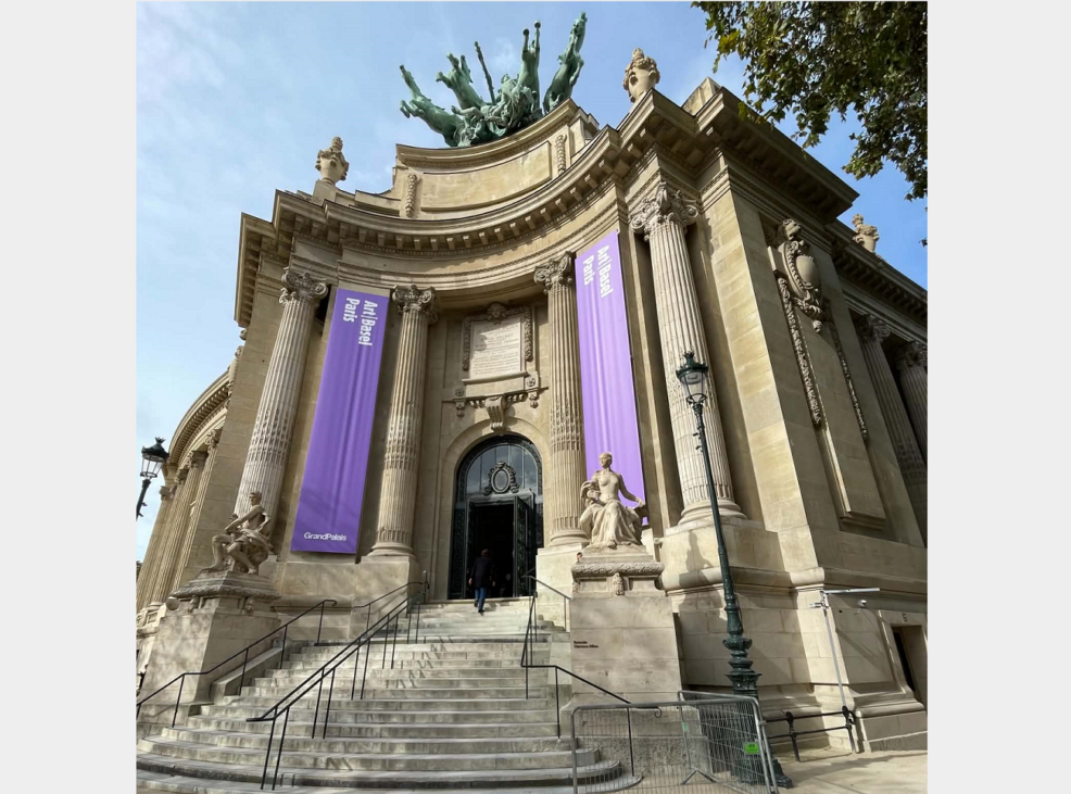 Artiști români prezenți în cadrul prestigiosului târg de artă Art Basel Paris
