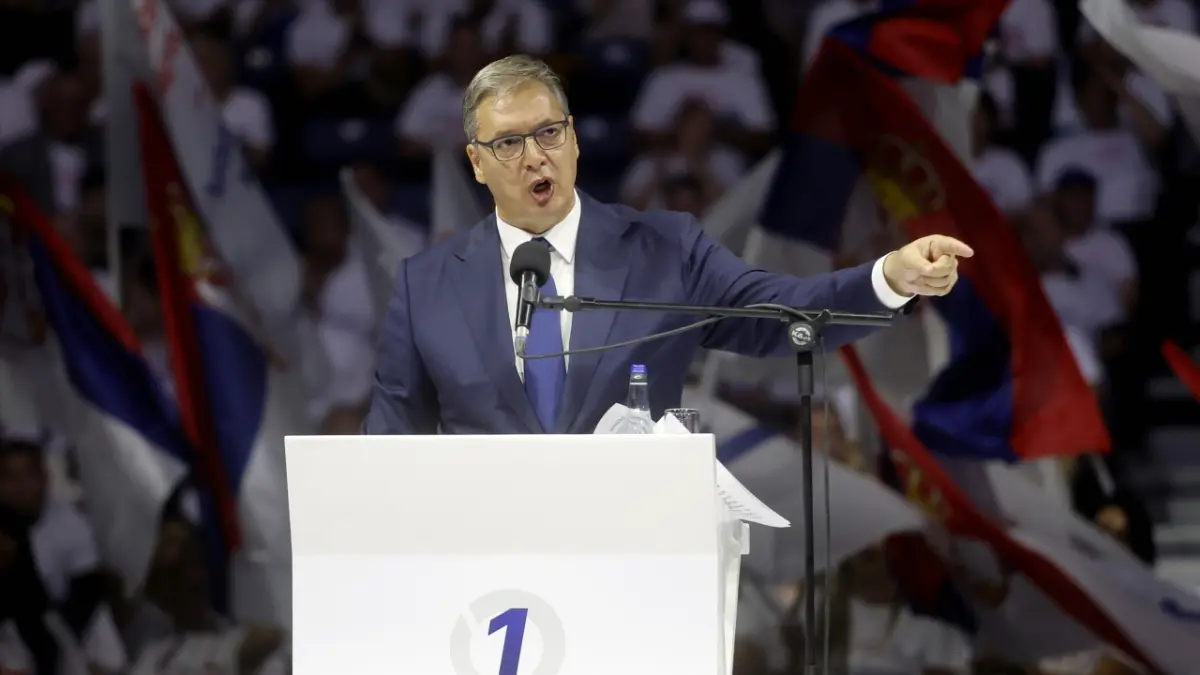 Alegeri anticipate în Serbia: Liderul Aleksandar Vucic se confruntă cu o mișcare studențească masivă