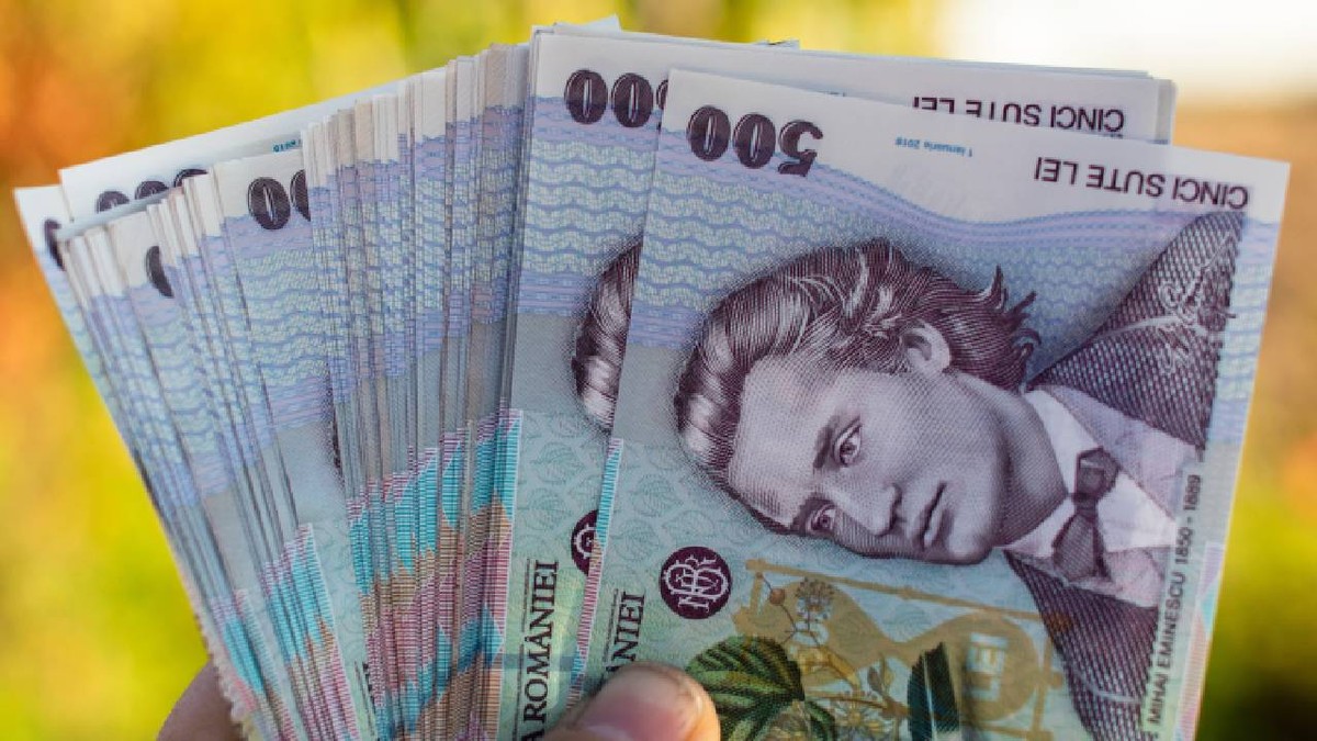 Numărul pensionarilor cu pensii de serviciu a crescut în septembrie. Magistrații au cele mai mari venituri