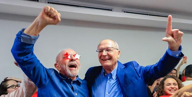 Lula a câștigat al patrulea mandat de președinte al Braziliei, în timp ce Flavio Bolsonaro contestă rezultatele