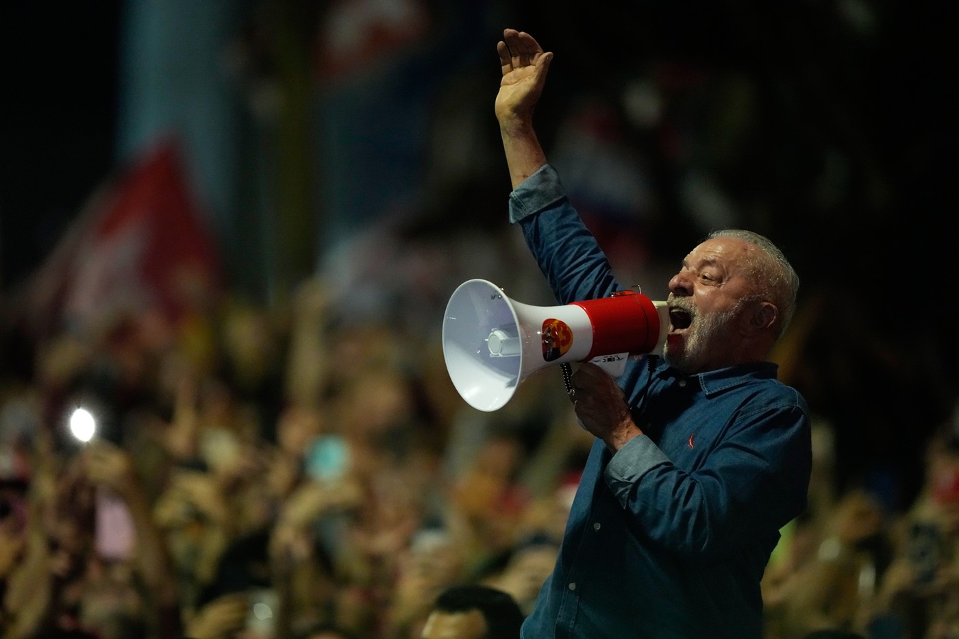 Lula a câștigat alegerile din Brazilia, învingând valul conservator susținut de Trump