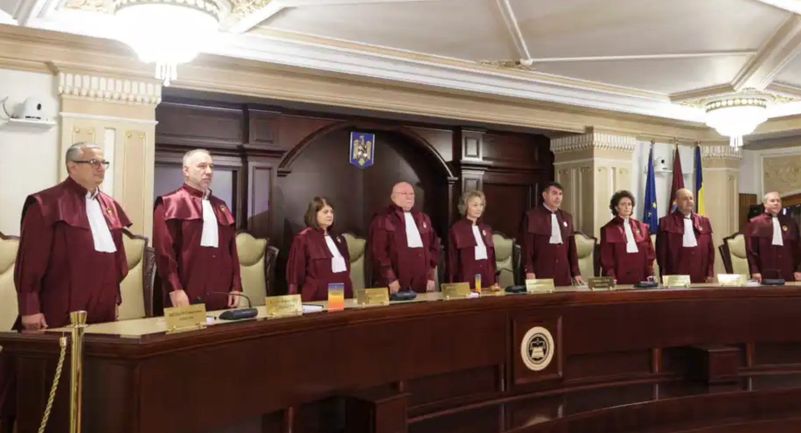 Câte pensii de serviciu plătește statul român: foștii magistrați încasează cele mai mari sume