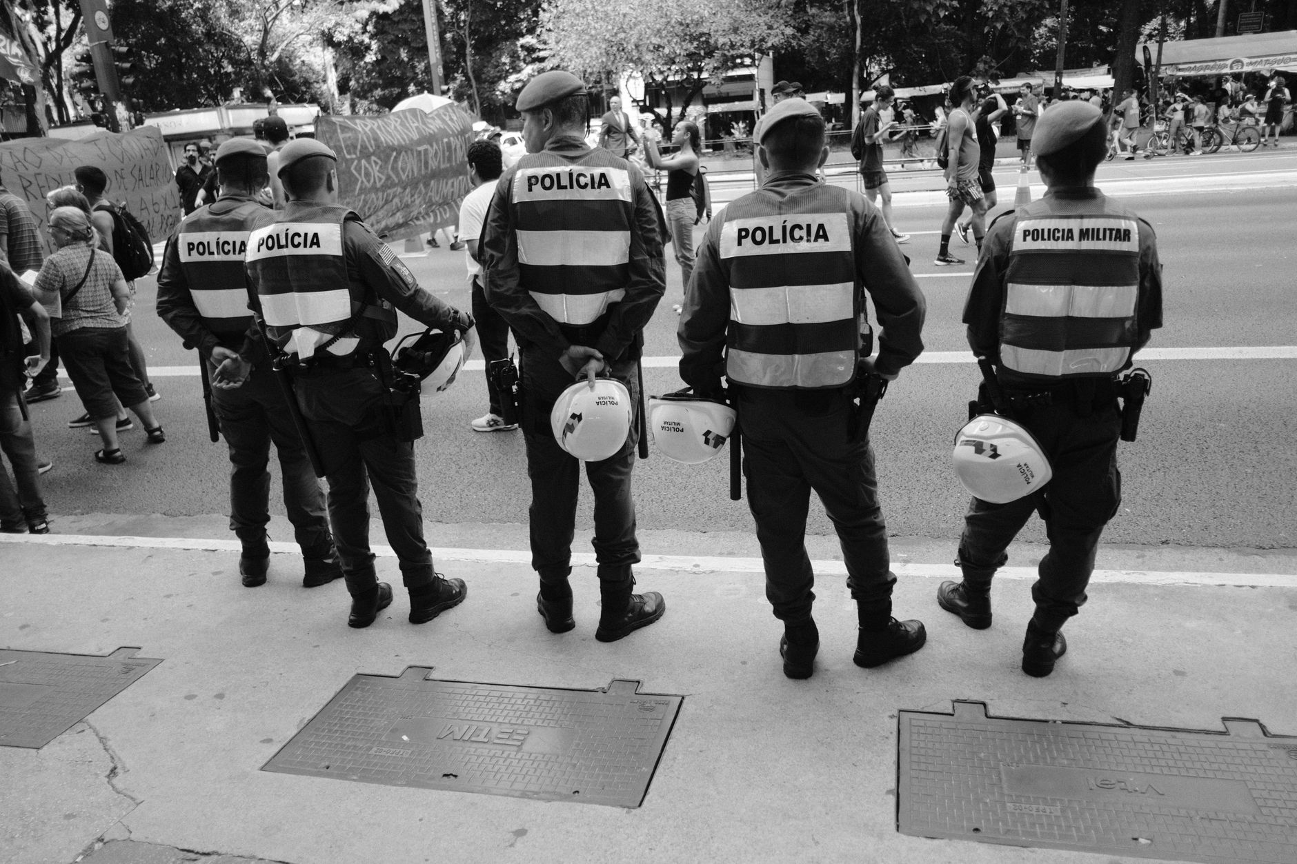 Avertisment de la Franța: Protestele de la sfârșitul lunii octombrie ar putea declanșa noi violențe