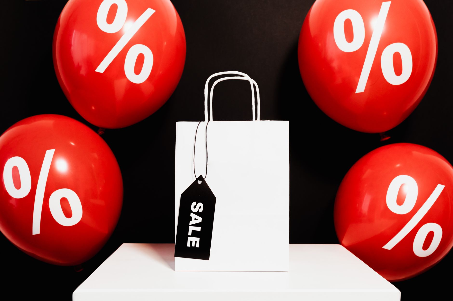 Black Friday Altex și Media Galaxy 2026: campania începe pe 29 octombrie cu reduceri de până la 50%